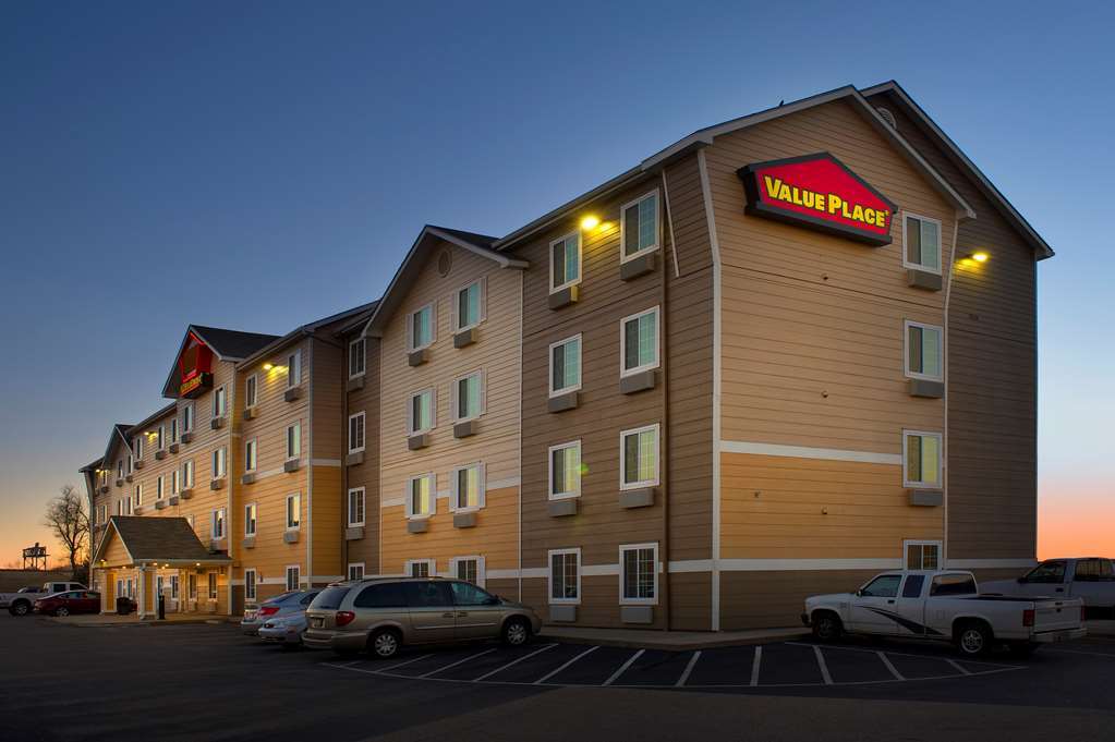 Extended Stay America Select Suites - Wichita - Airport المظهر الخارجي الصورة