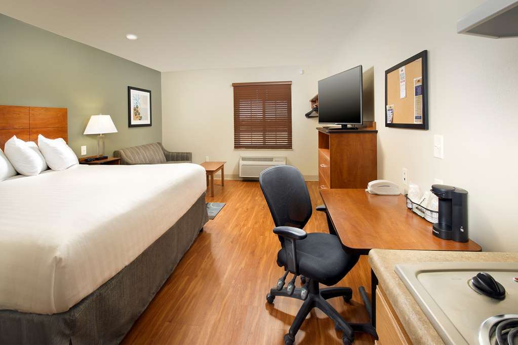 Extended Stay America Select Suites - Wichita - Airport الغرفة الصورة