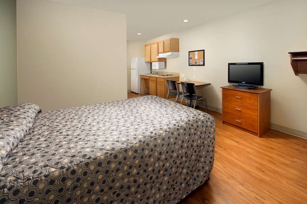 Extended Stay America Select Suites - Wichita - Airport الغرفة الصورة