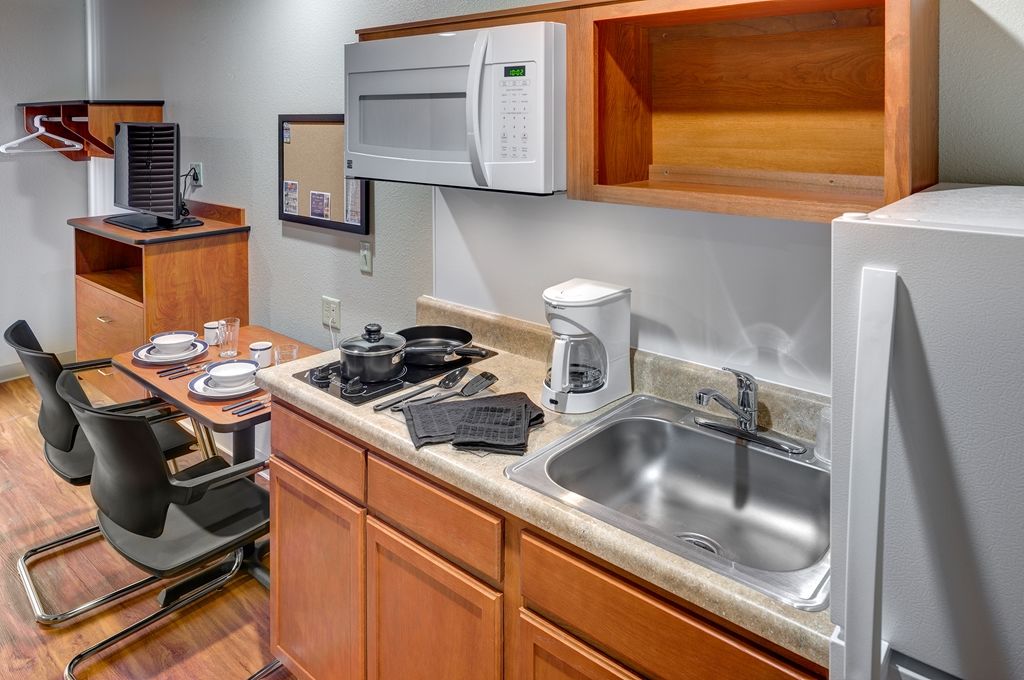 Extended Stay America Select Suites - Wichita - Airport الغرفة الصورة