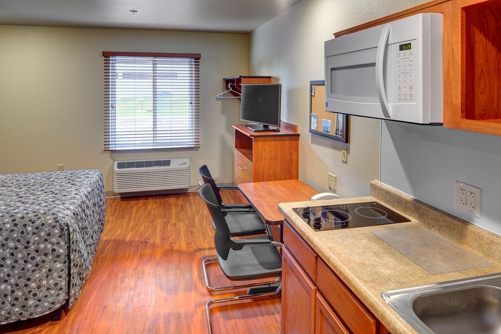 Extended Stay America Select Suites - Wichita - Airport الغرفة الصورة