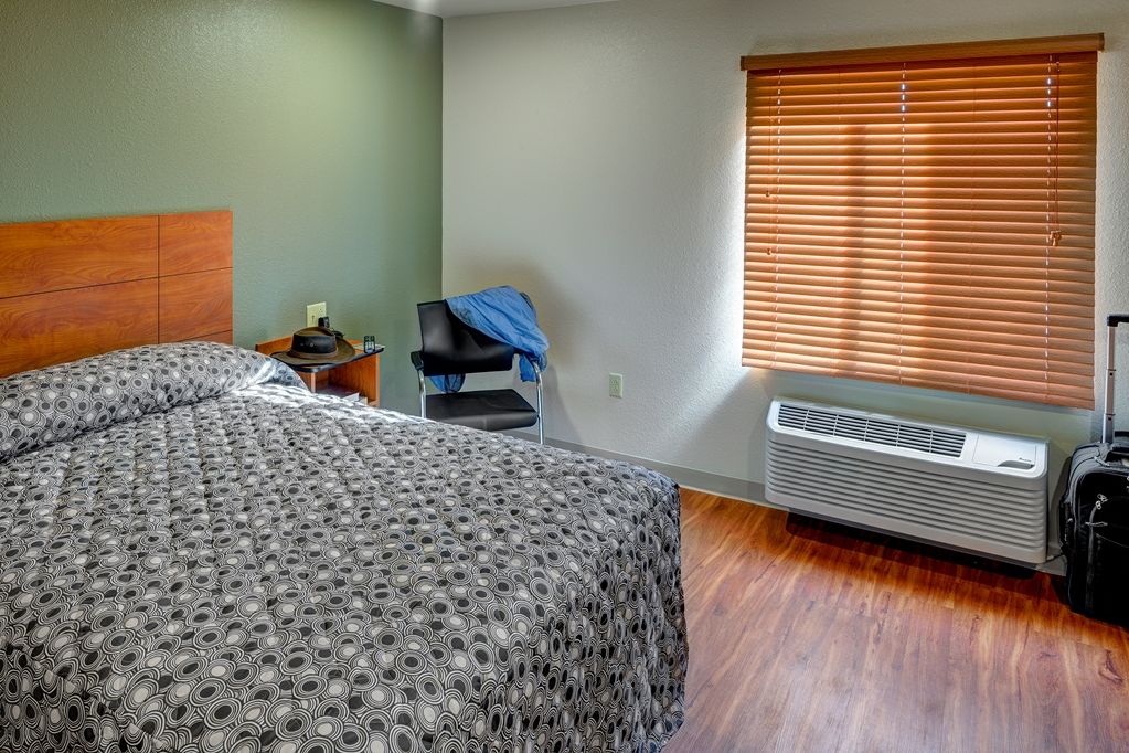 Extended Stay America Select Suites - Wichita - Airport الغرفة الصورة