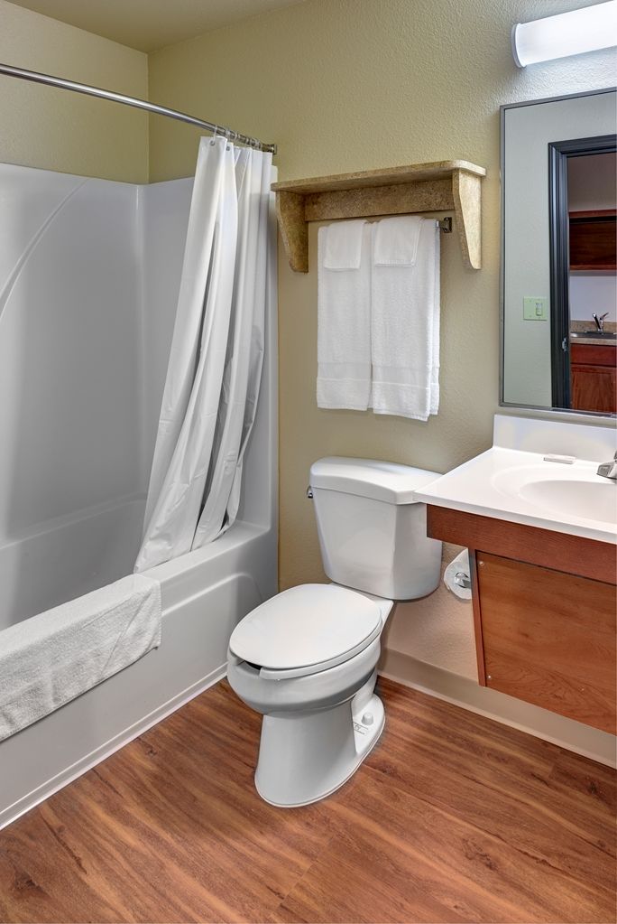 Extended Stay America Select Suites - Wichita - Airport الغرفة الصورة